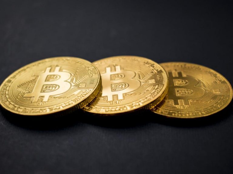 earn bitcoin