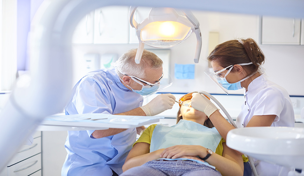 Significant Considerations about choosing emergency dentist